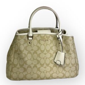 Coach Signature 1941 Handbag Shoulder Bag PVC Leather Light Khaki/chalk NWT